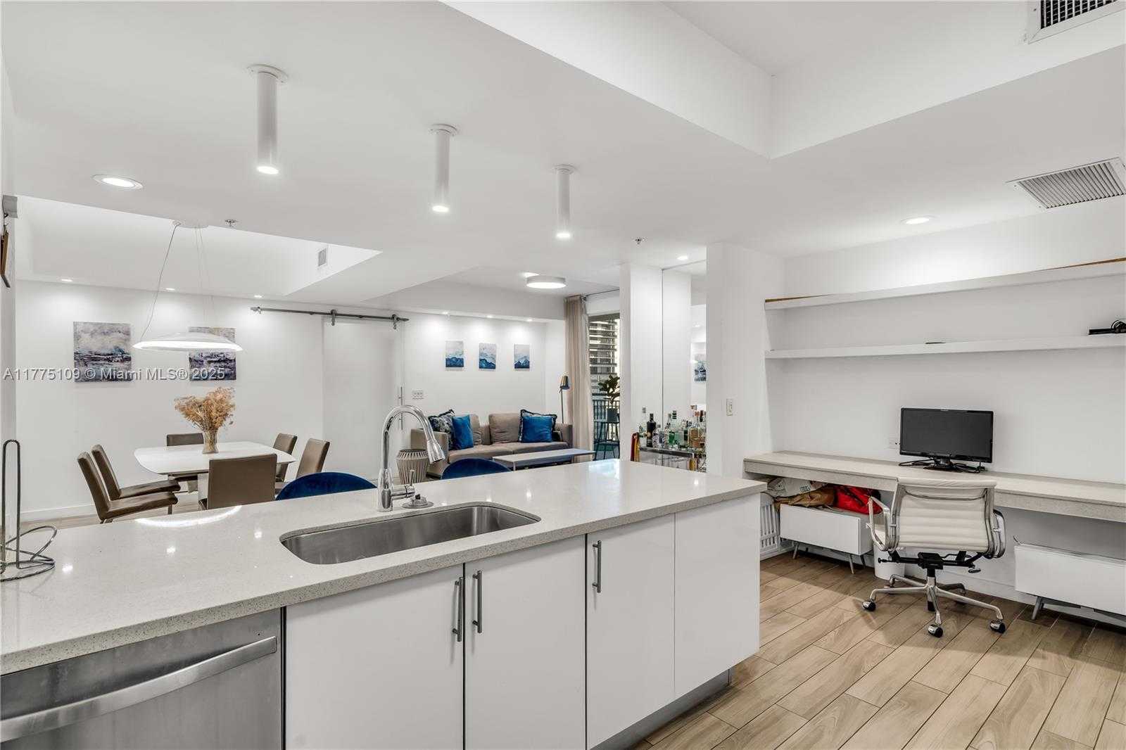 Small Image of 999 SOUTH WEST 1ST AVE #1516, Miami Number 8