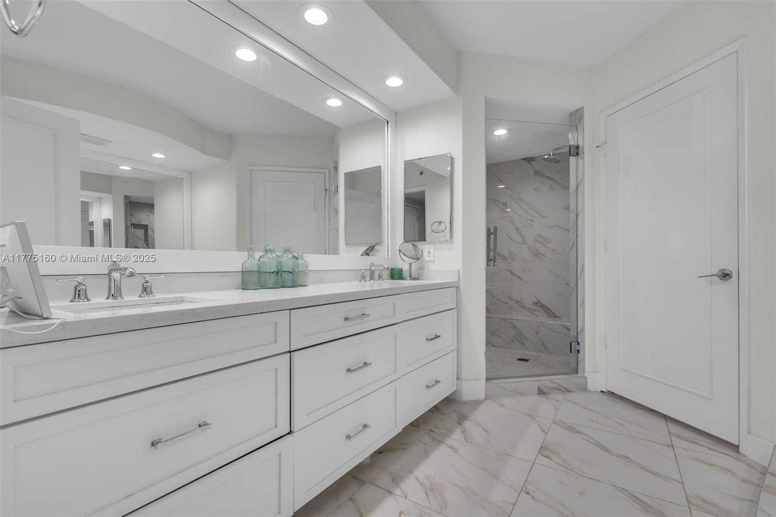 Small Image of 765 CRANDON BLVD #202, Key Biscayne Number 13