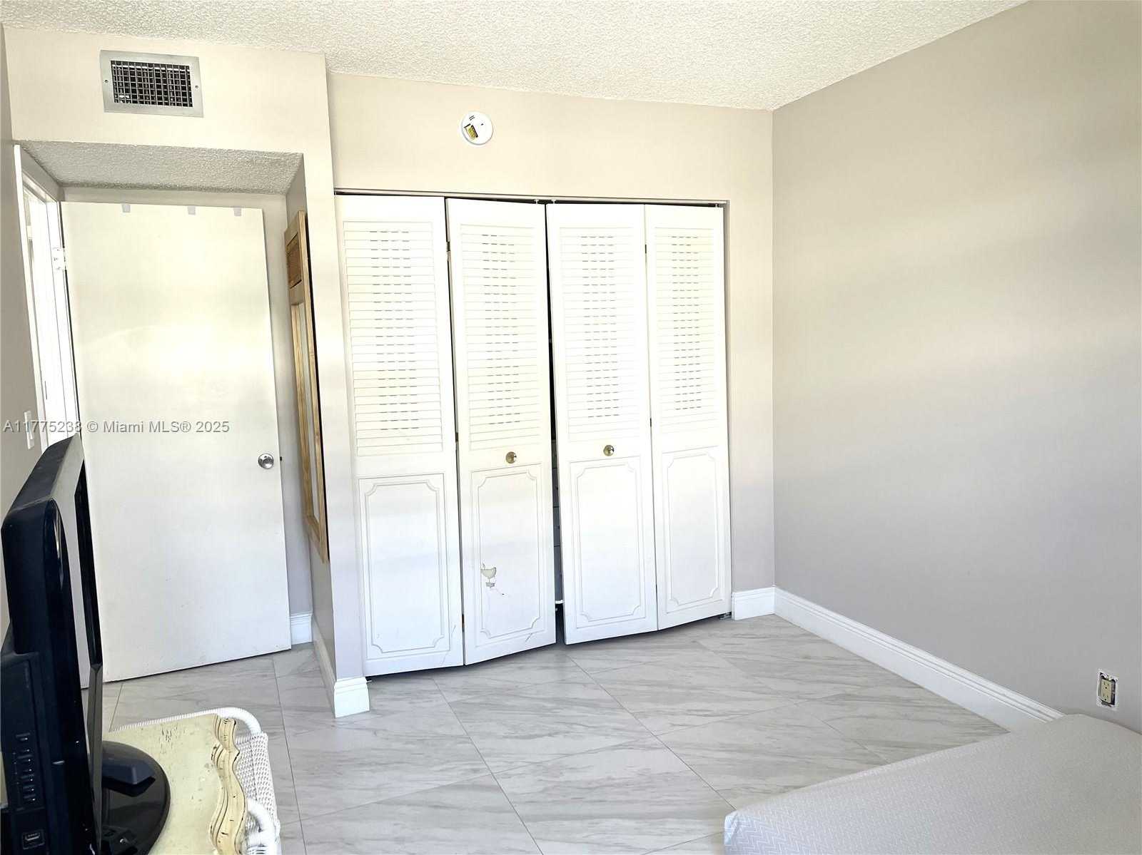 Small Image of 20401 NORTH EAST 30TH AVE #410-8, Aventura Number 23