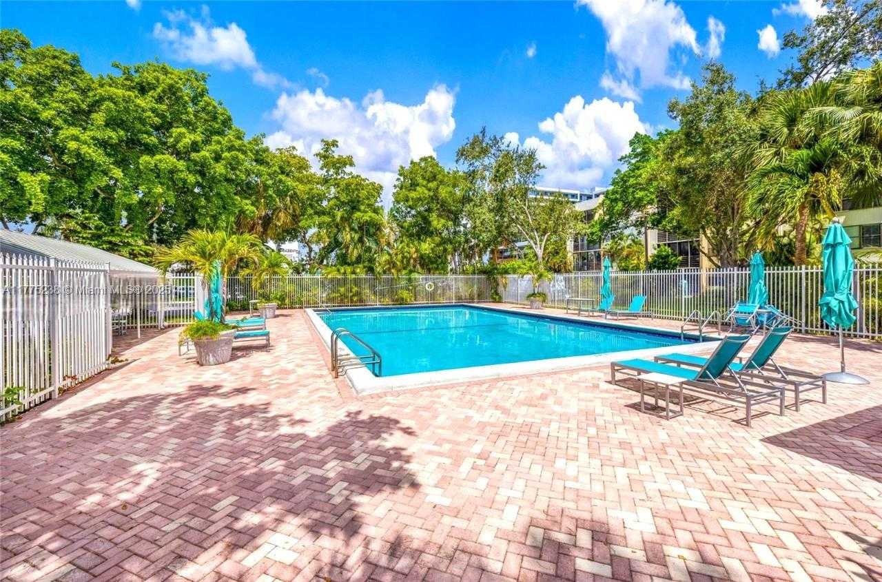 Small Image of 20401 NORTH EAST 30TH AVE #410-8, Aventura Number 24