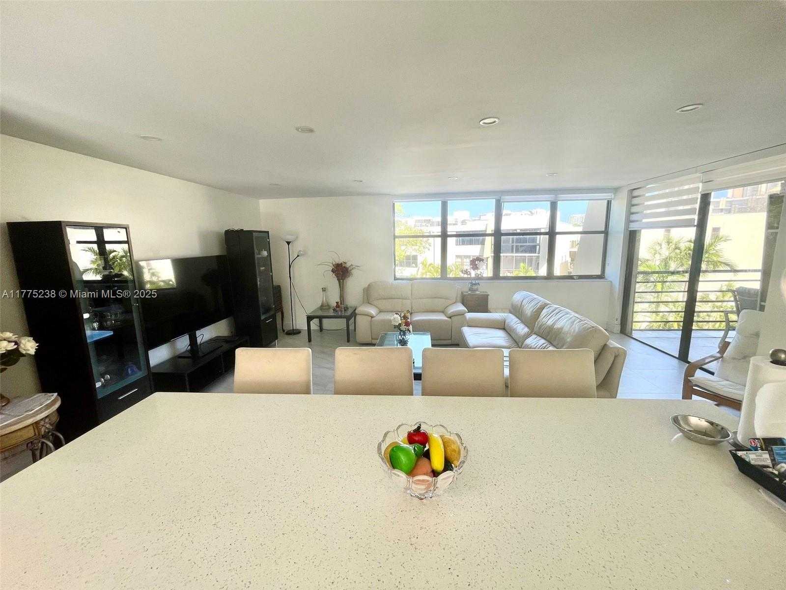 Small Image of 20401 NORTH EAST 30TH AVE #410-8, Aventura Number 6