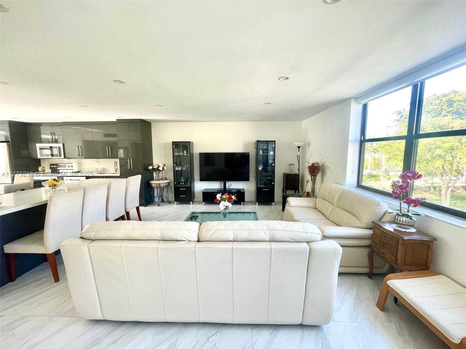 Small Image of 20401 NORTH EAST 30TH AVE #410-8, Aventura Number 7