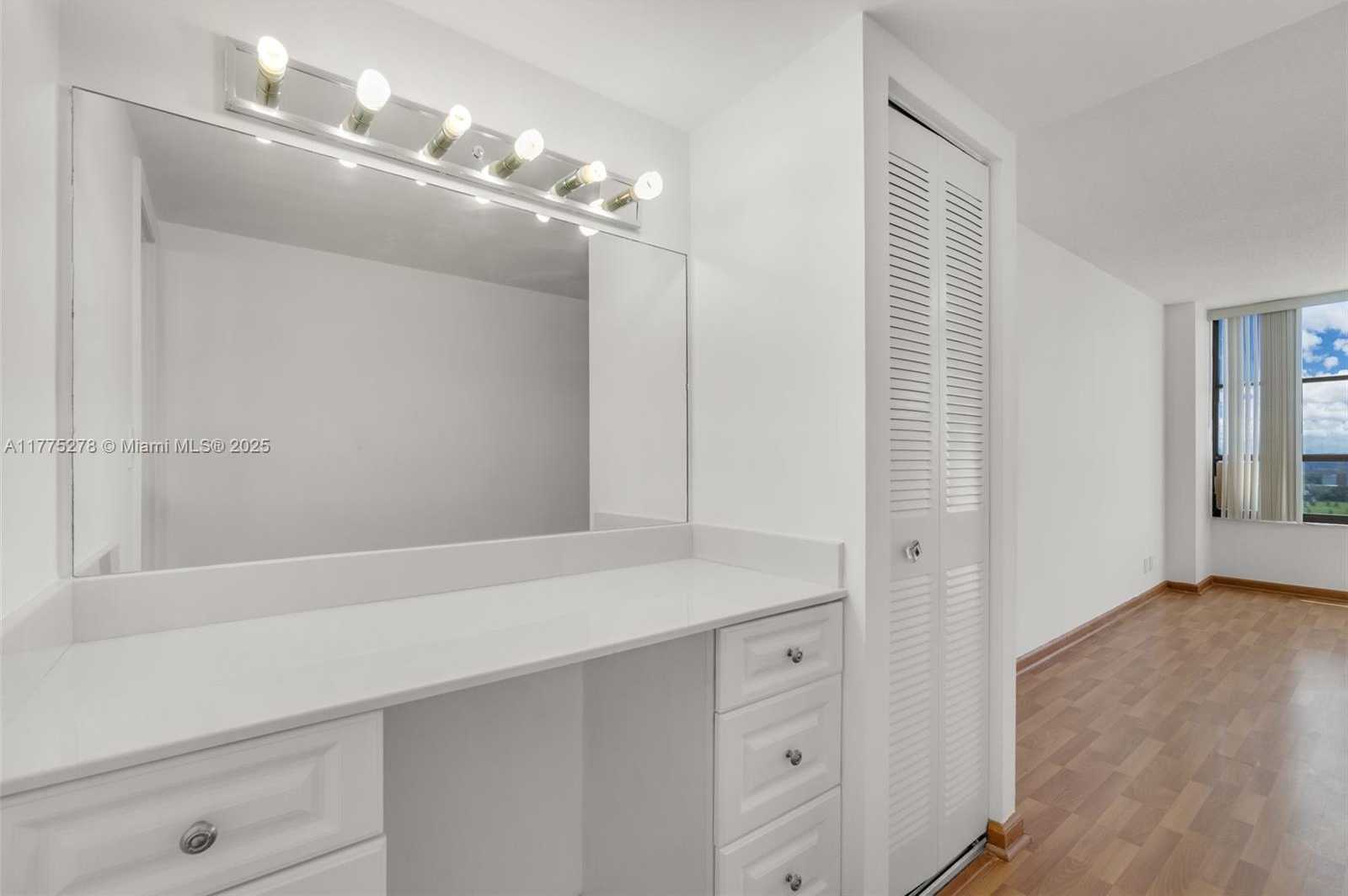 Small Image of 600 THREE ISLANDS BLVD #1207, Hallandale Beach Number 11