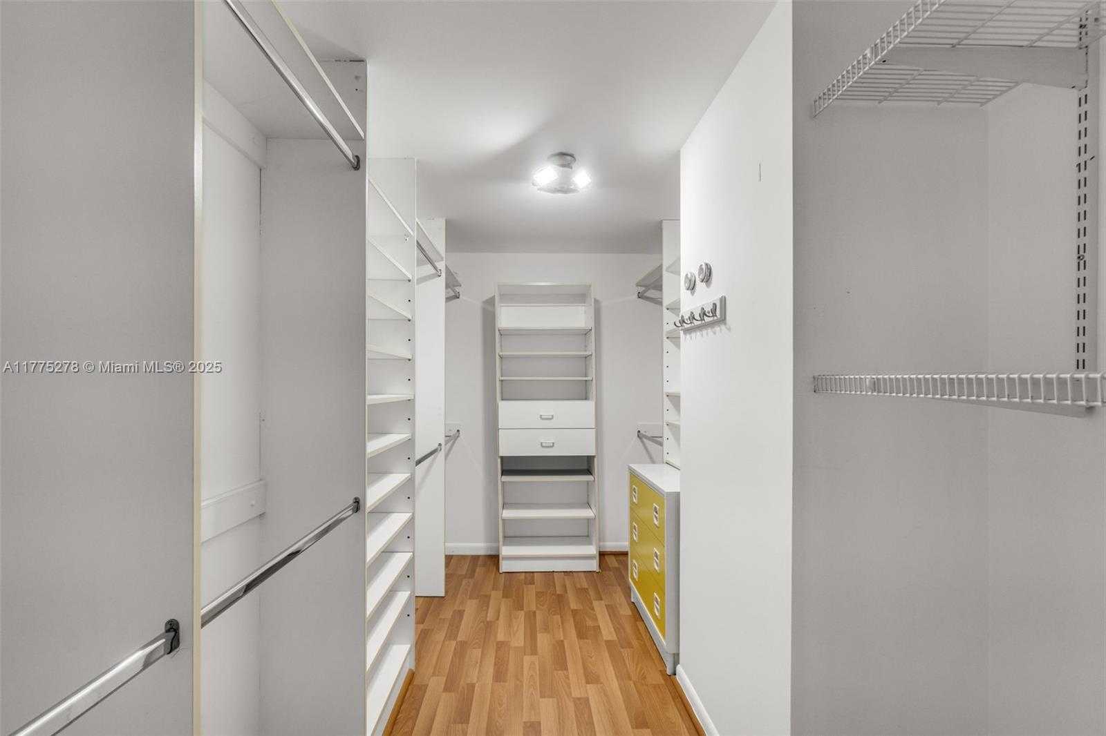Small Image of 600 THREE ISLANDS BLVD #1207, Hallandale Beach Number 12