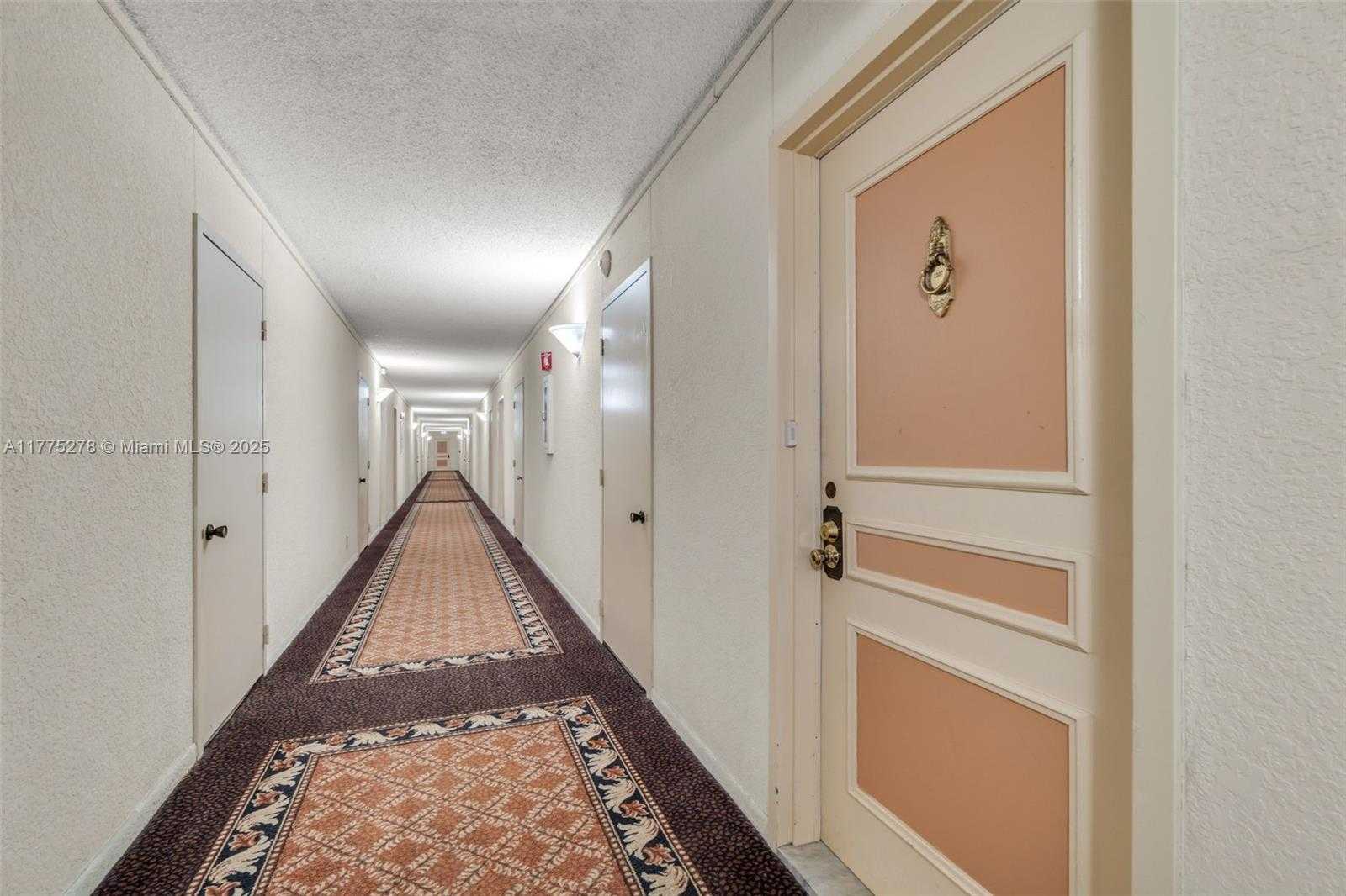 Small Image of 600 THREE ISLANDS BLVD #1207, Hallandale Beach Number 21