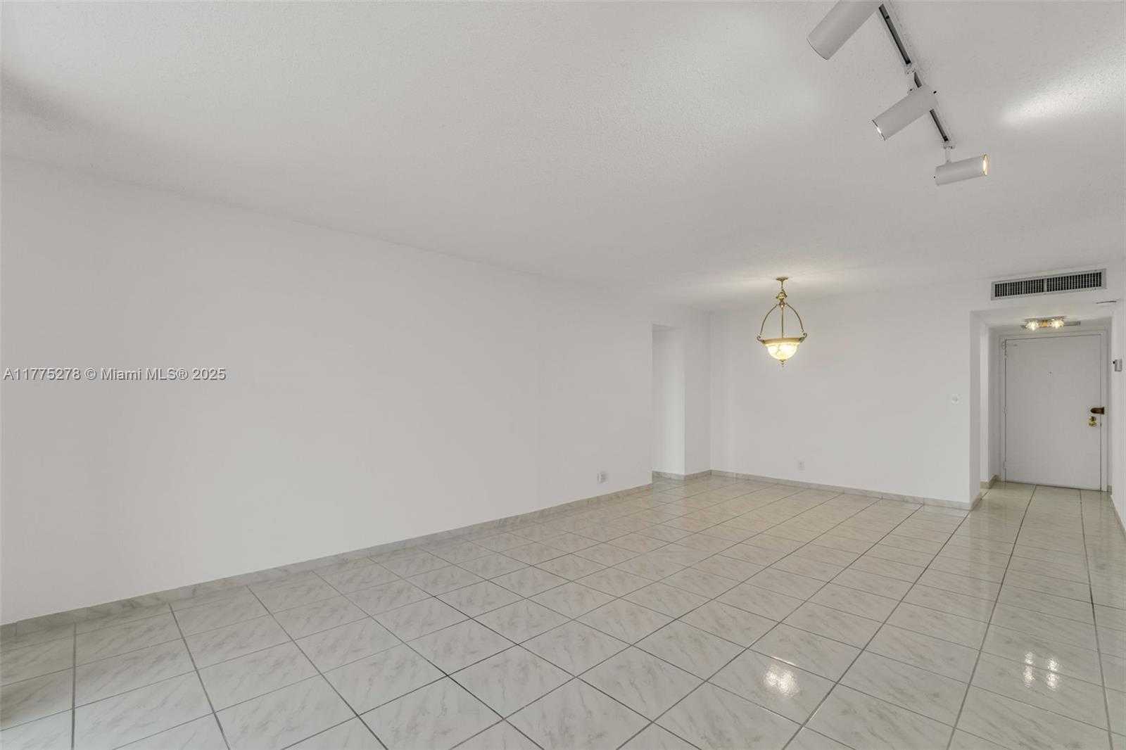 Small Image of 600 THREE ISLANDS BLVD #1207, Hallandale Beach Number 5