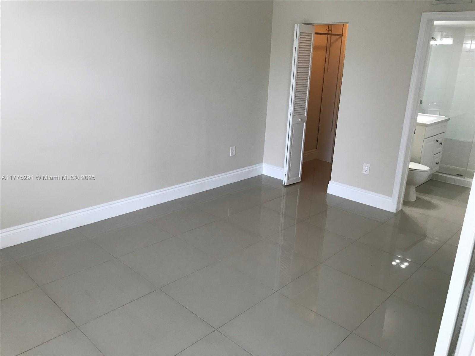 Small Image of 1280 SOUTH ALHAMBRA CIR #1316, Coral Gables Number 10
