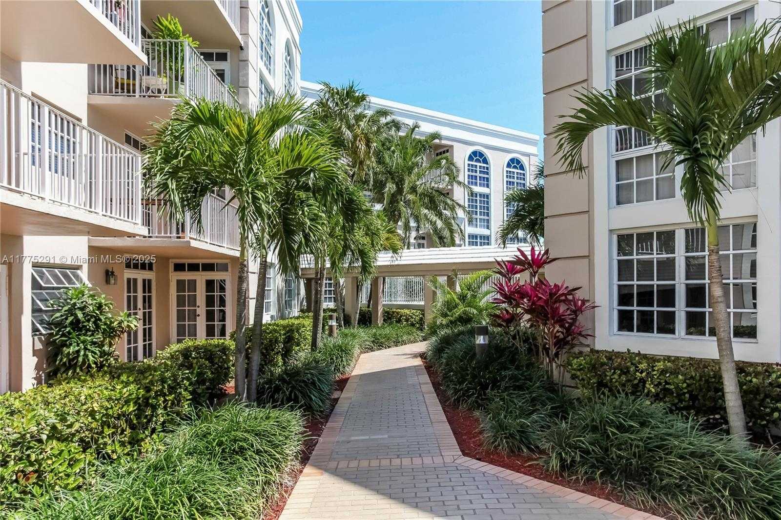 Small Image of 1280 SOUTH ALHAMBRA CIR #1316, Coral Gables Number 16