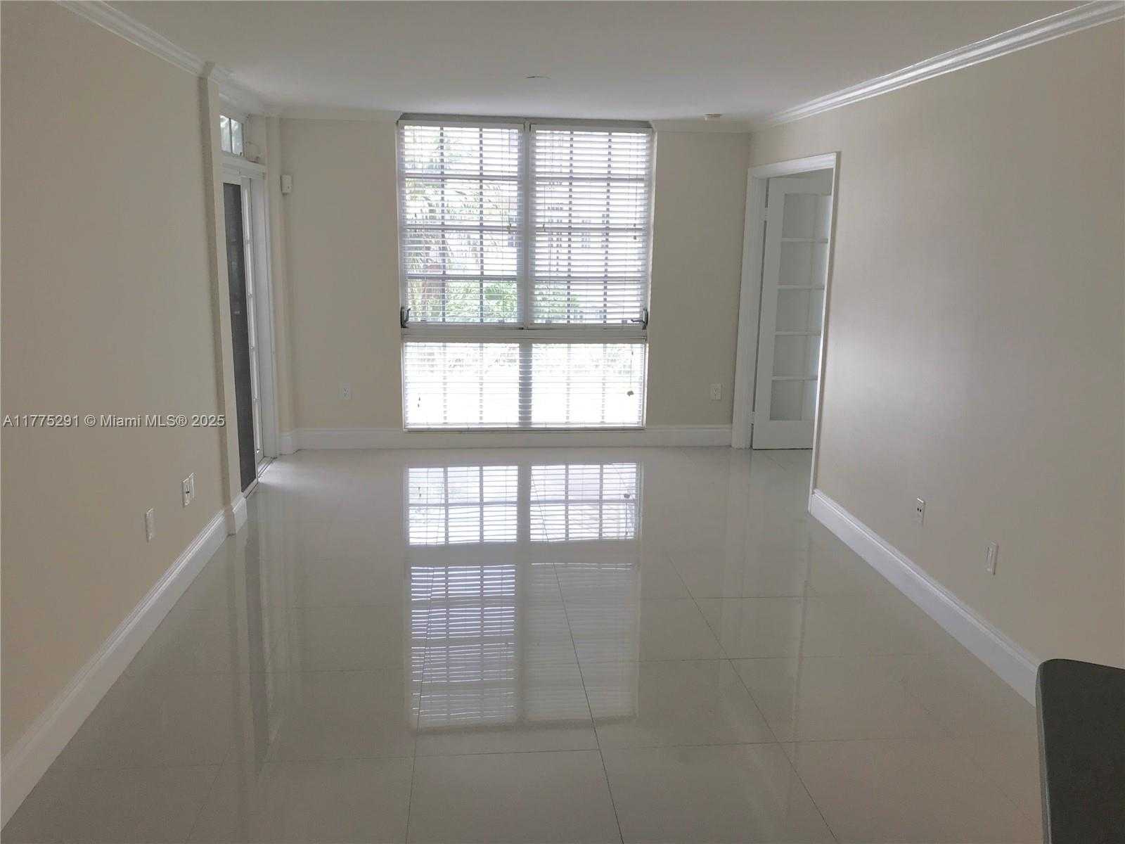 Small Image of 1280 SOUTH ALHAMBRA CIR #1316, Coral Gables Number 2