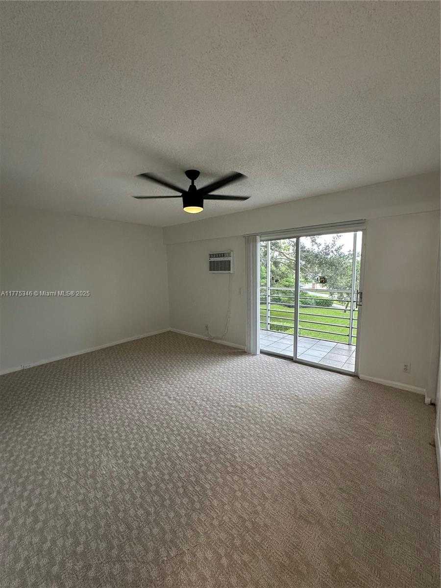 Small Image of 289 SUFFOLK G #289, Boca Raton Number 7