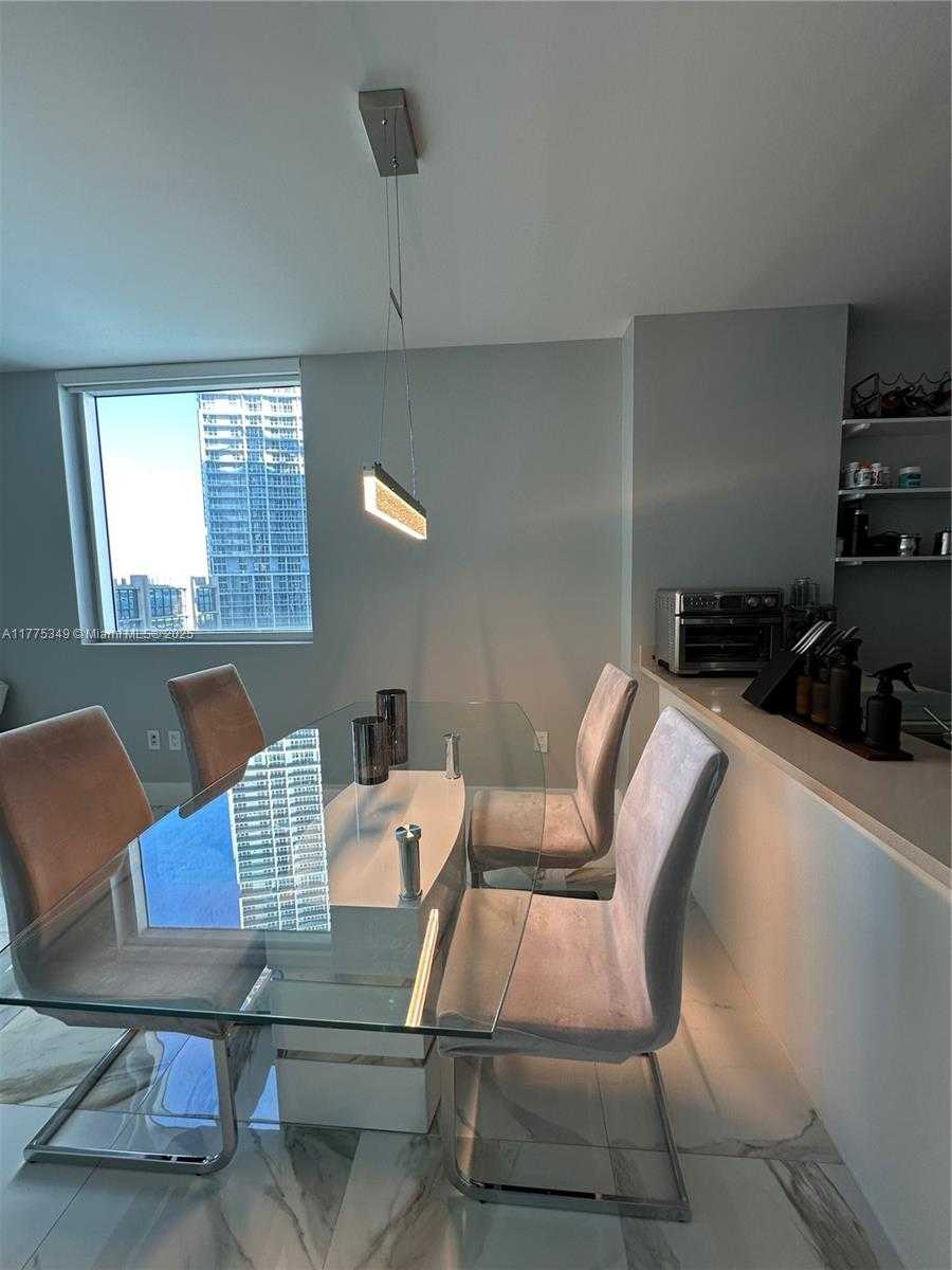 Small Image of 55 SOUTH EAST 6TH ST #1207, Miami Number 12