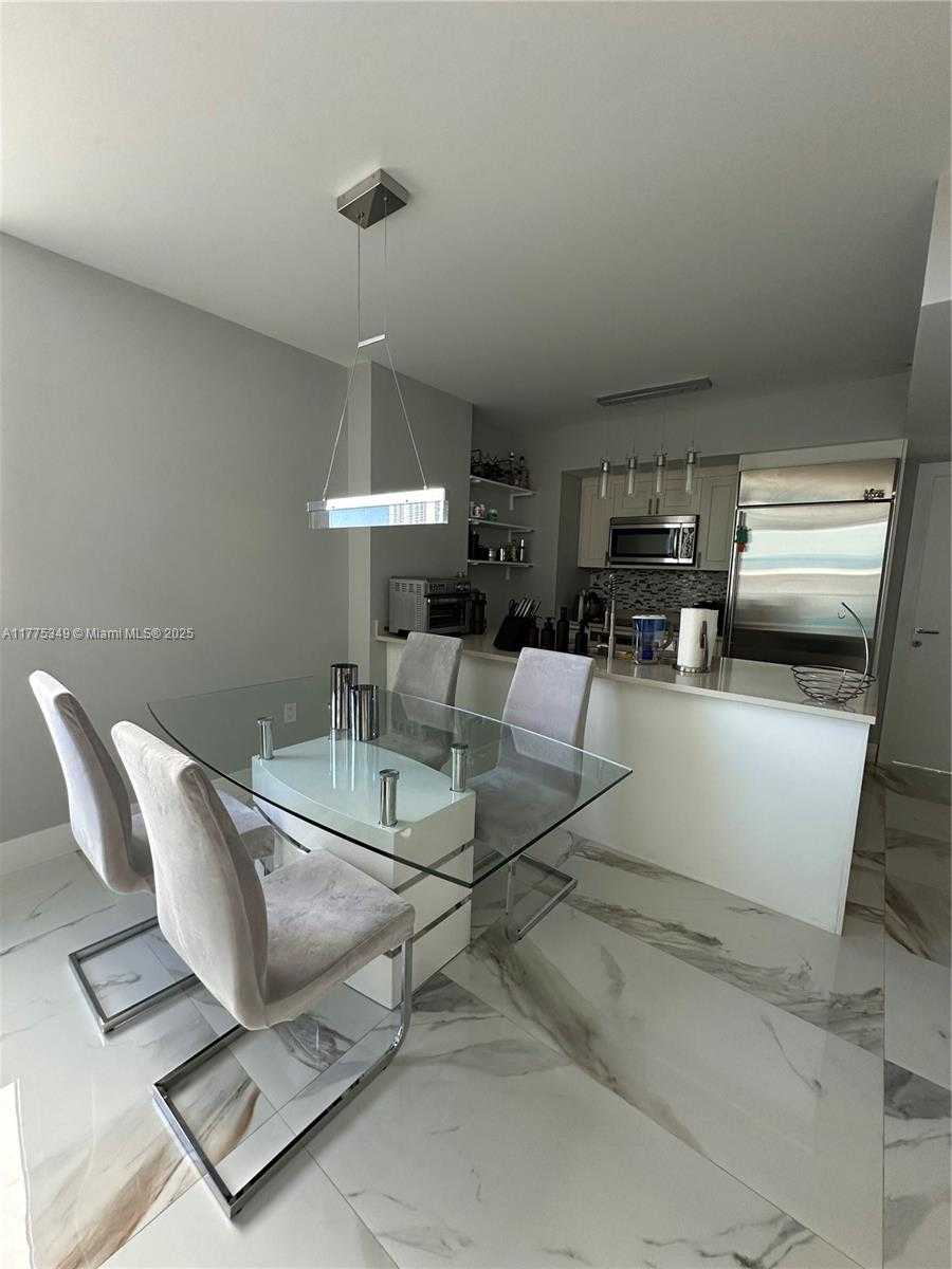 Small Image of 55 SOUTH EAST 6TH ST #1207, Miami Number 13