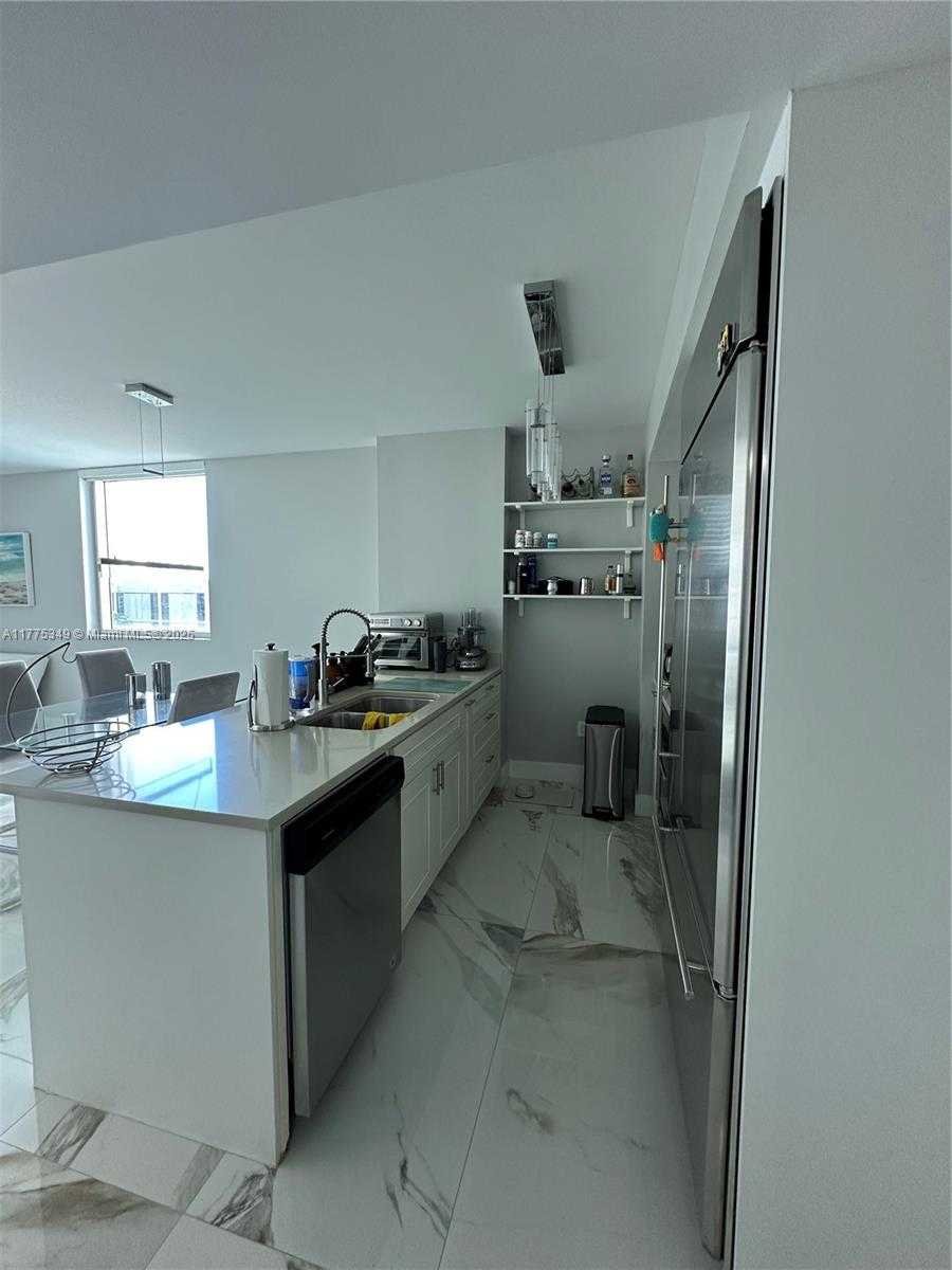 Small Image of 55 SOUTH EAST 6TH ST #1207, Miami Number 18