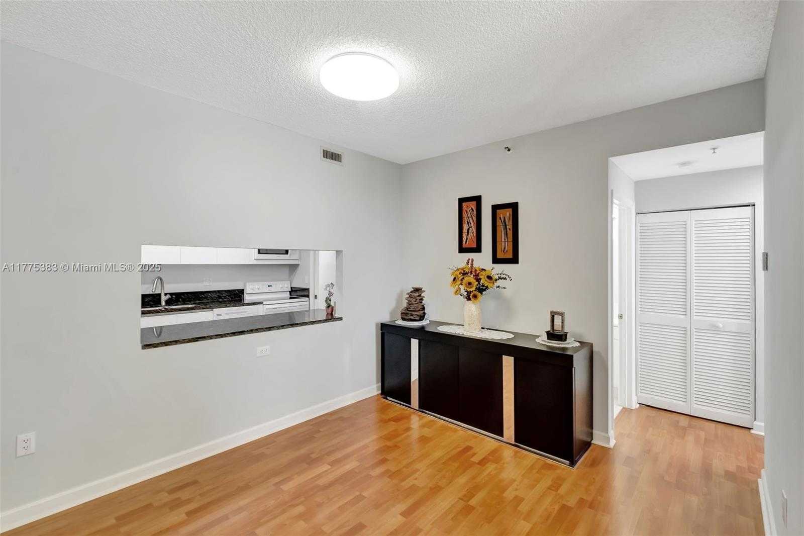 Small Image of 9805 NORTH WEST 52ND ST #306, Doral Number 11
