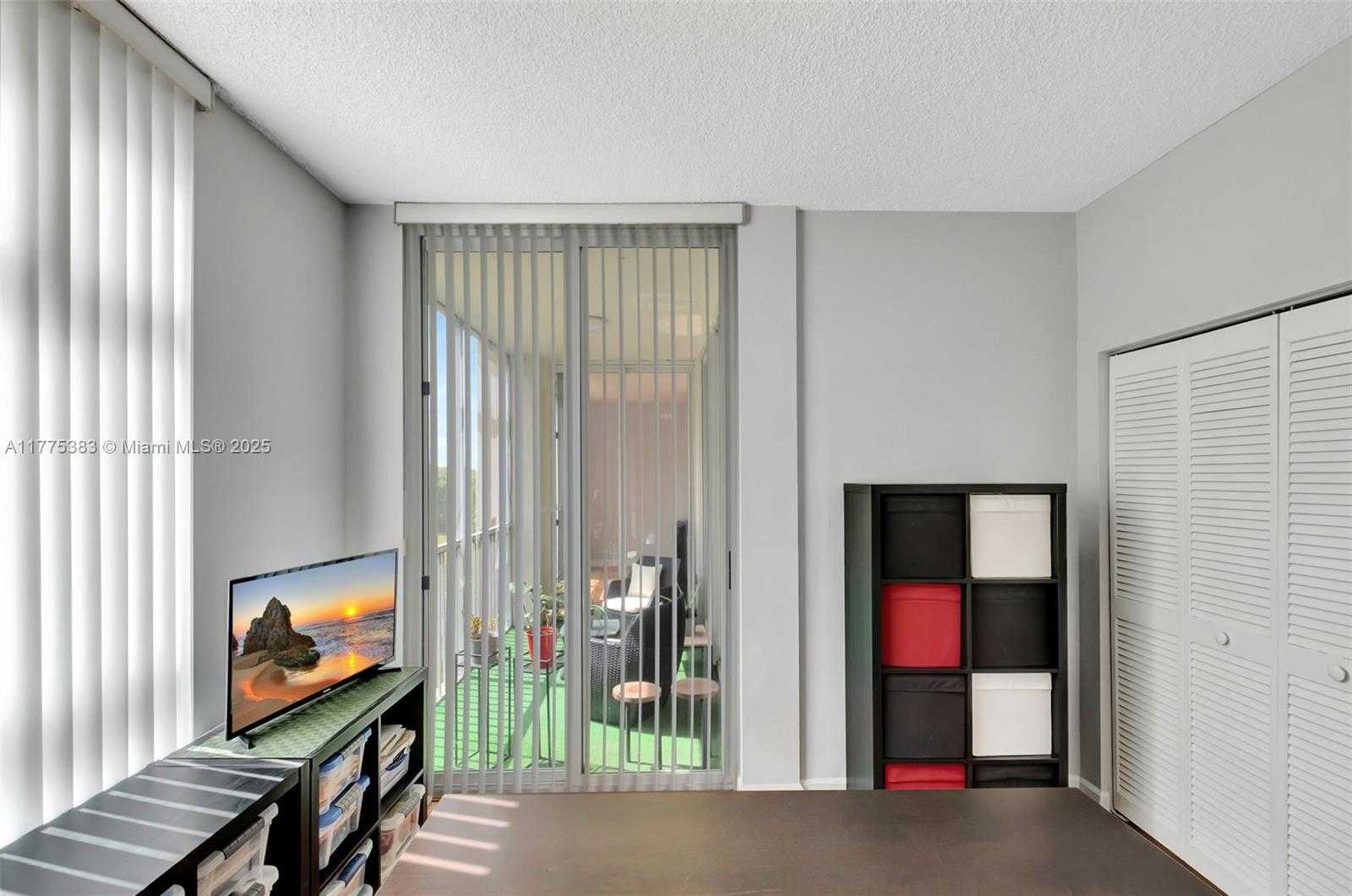 Small Image of 9805 NORTH WEST 52ND ST #306, Doral Number 14