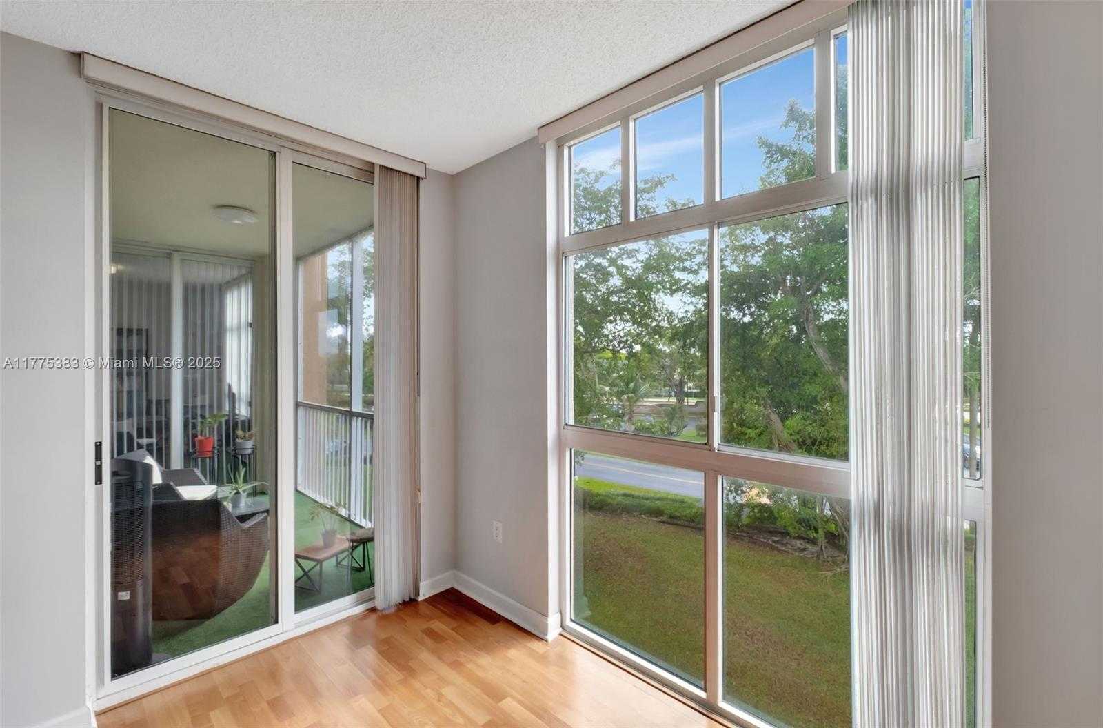 Small Image of 9805 NORTH WEST 52ND ST #306, Doral Number 22