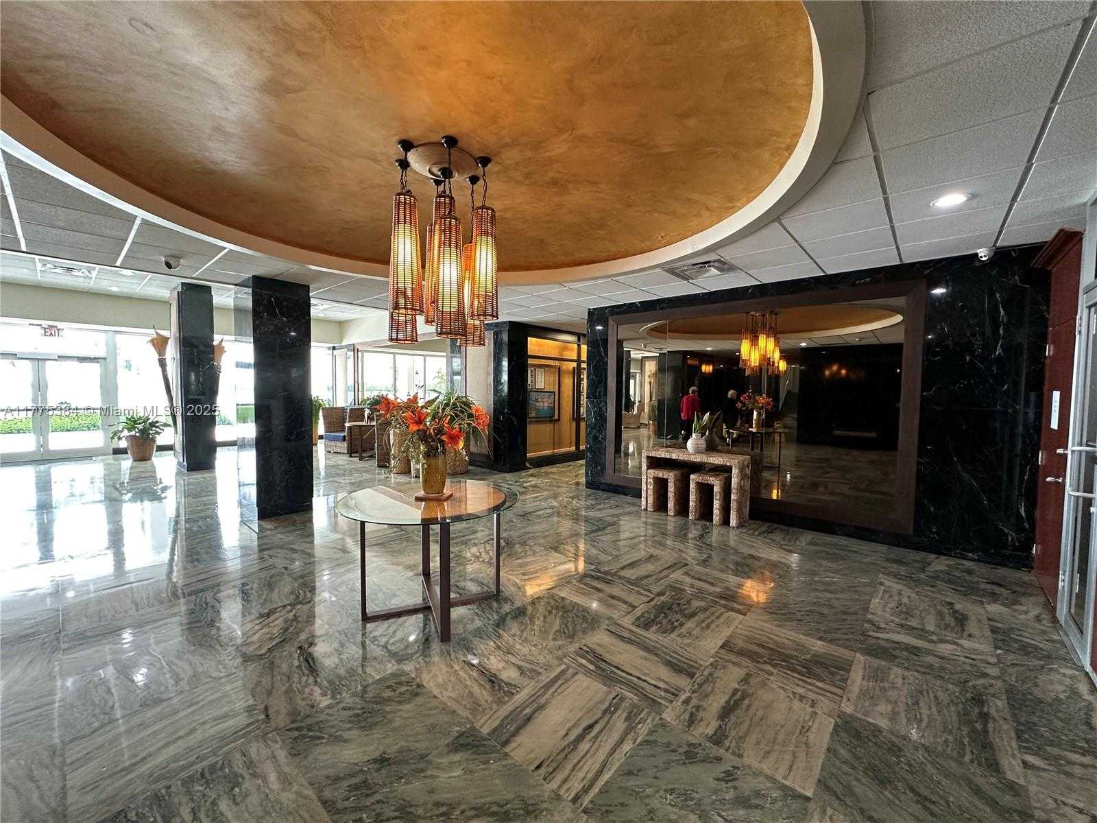 Small Image of 500 BAYVIEW DR #217, Sunny Isles Beach Number 25