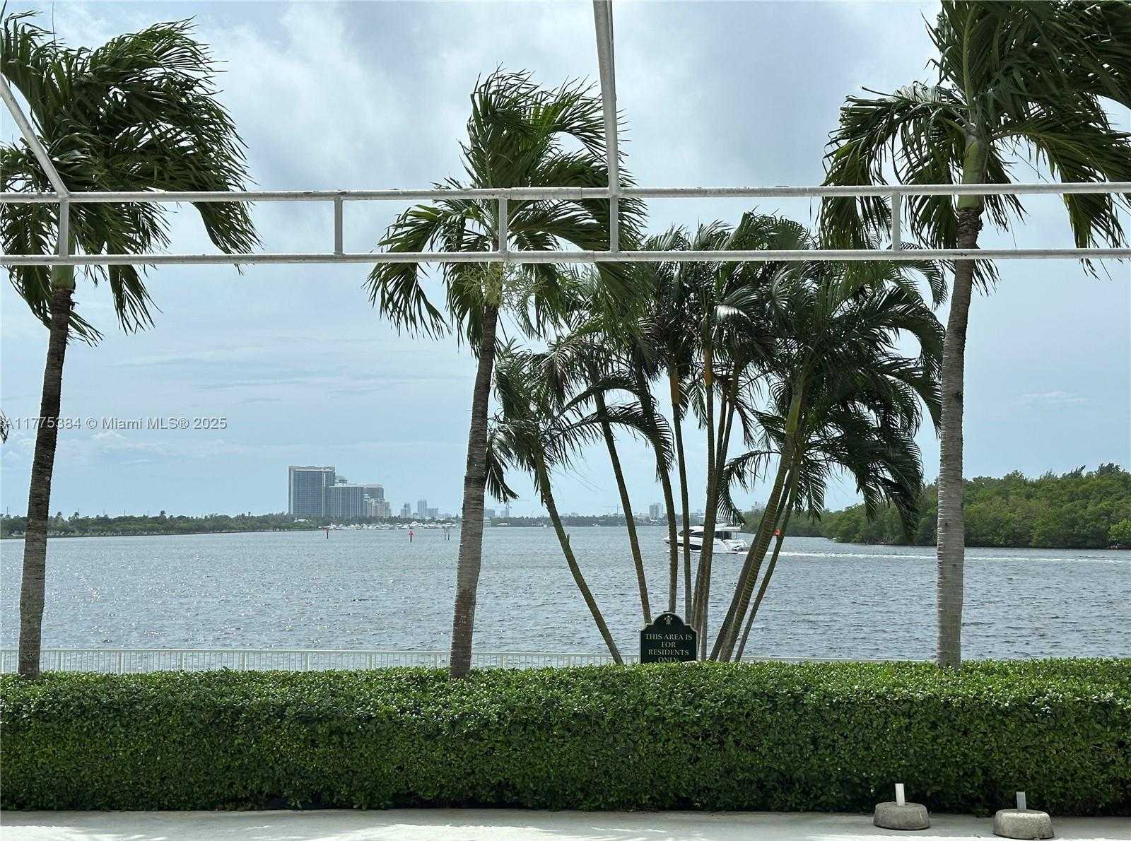 Small Image of 500 BAYVIEW DR #217, Sunny Isles Beach Number 26