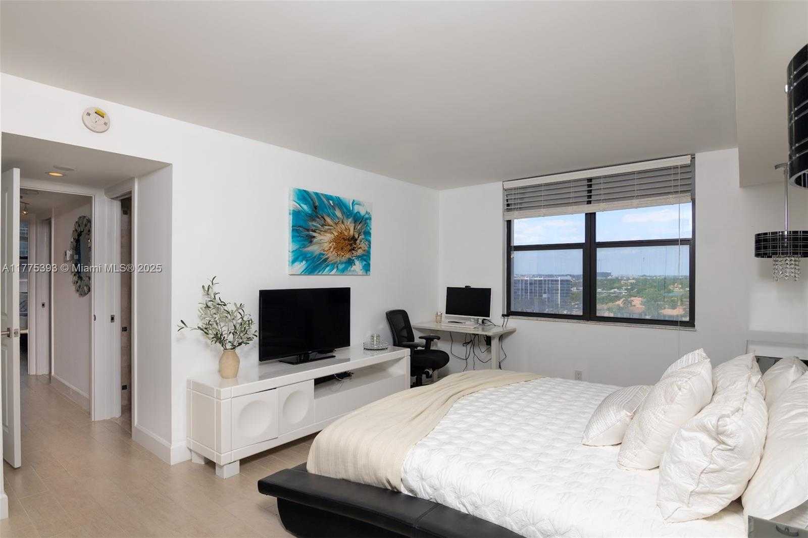 Small Image of 2301 SOUTH OCEAN DR #1107, Hollywood Number 26
