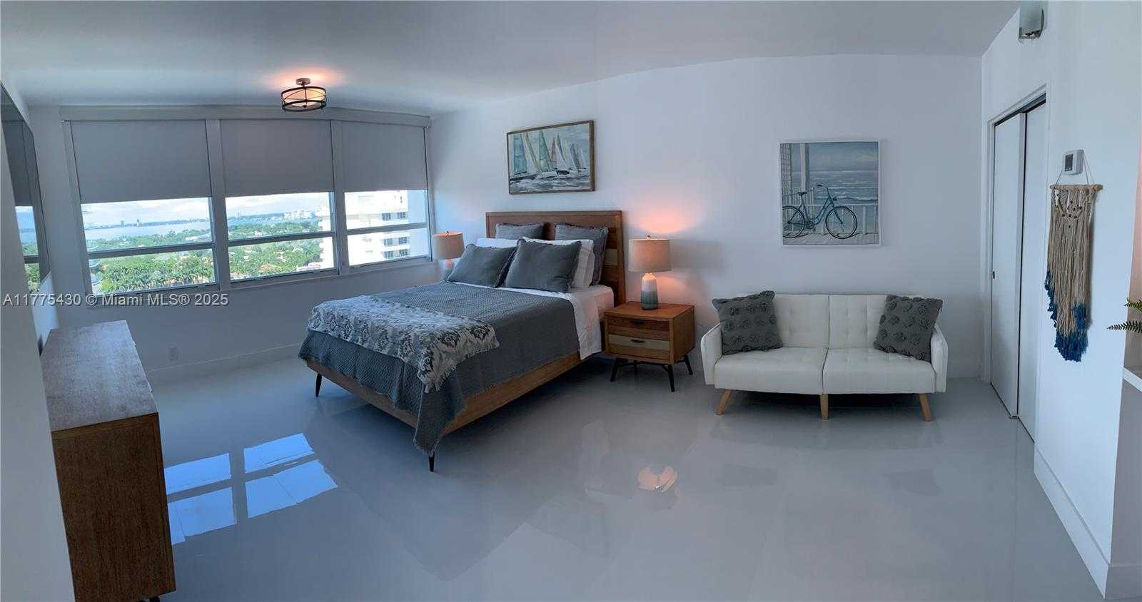Small Image of 5445 COLLINS AVE #1520, Miami Beach Number 12