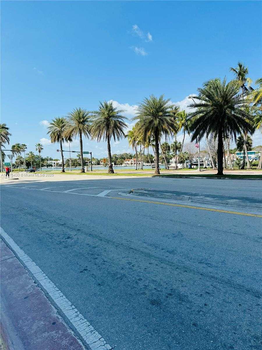 Small Image of 5445 COLLINS AVE #1520, Miami Beach Number 18