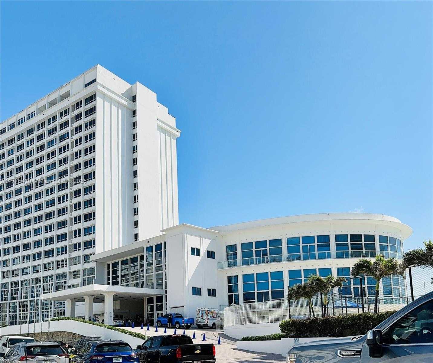 Small Image of 5445 COLLINS AVE #1520, Miami Beach Number 39