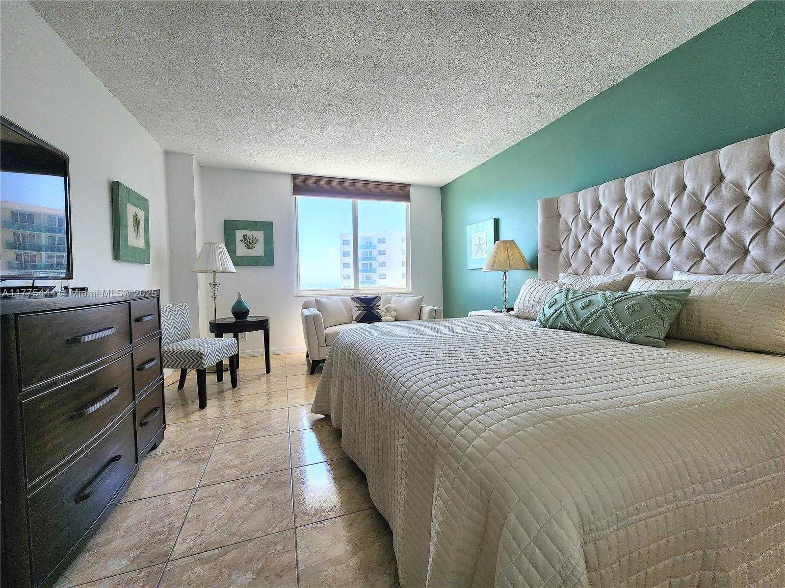 Small Image of 3725 SOUTH OCEAN DR #1212, Hollywood Number 24