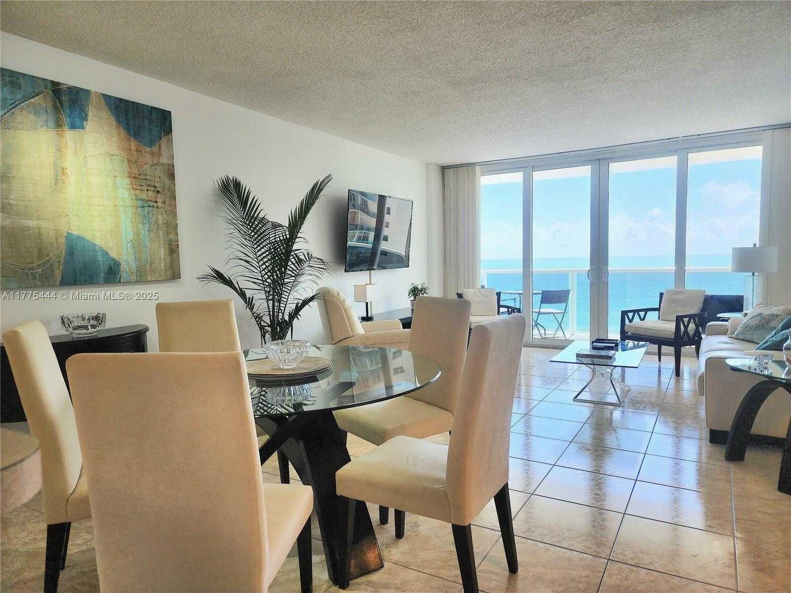 Small Image of 3725 SOUTH OCEAN DR #1212, Hollywood Number 4