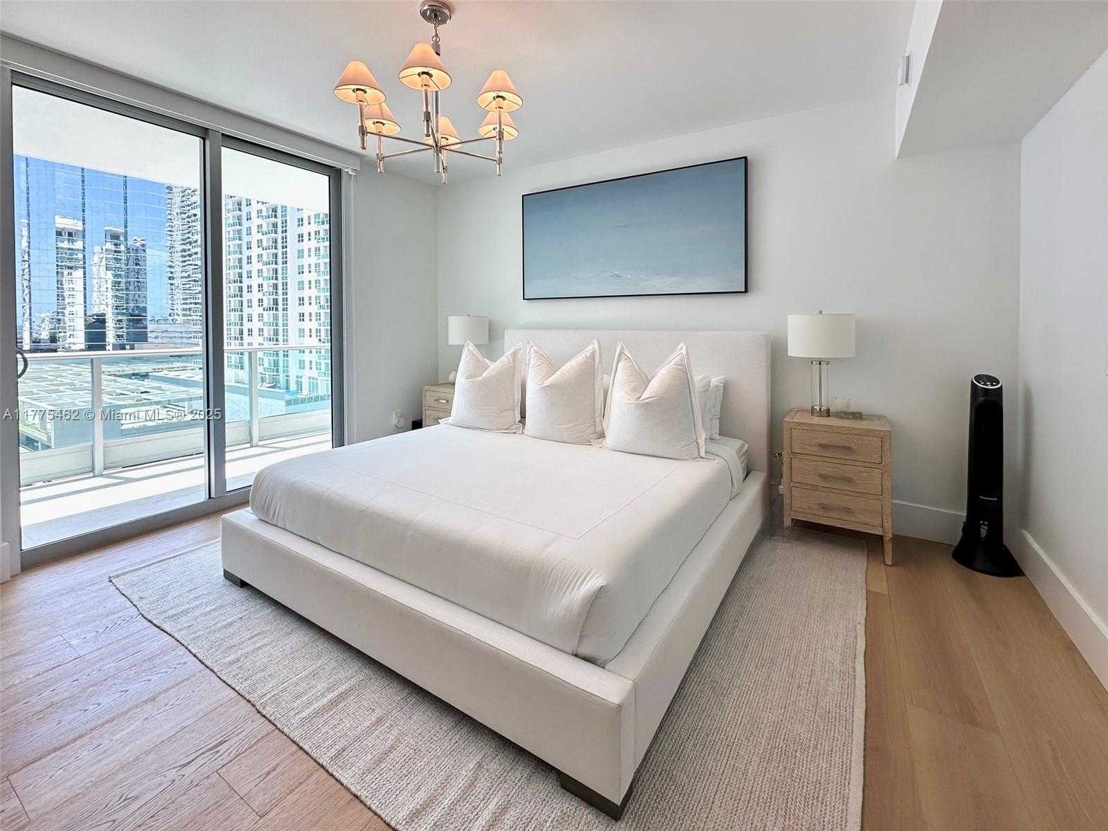 Small Image of 1331 BRICKELL BAY DR #1102, Miami Number 12
