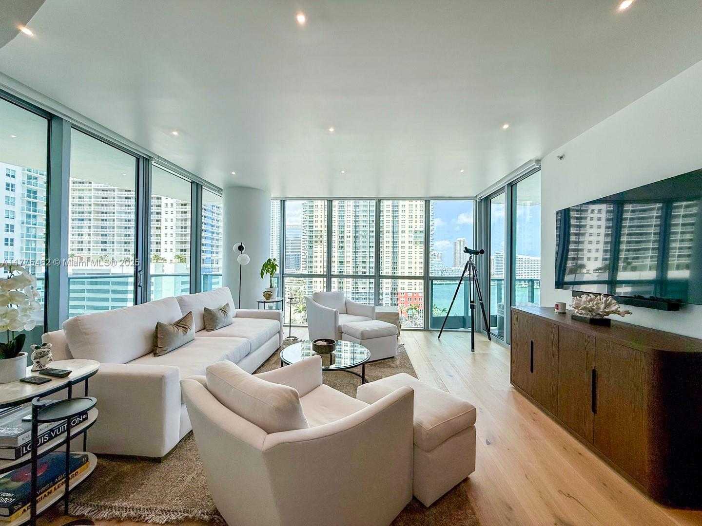 Small Image of 1331 BRICKELL BAY DR #1102, Miami Number 2