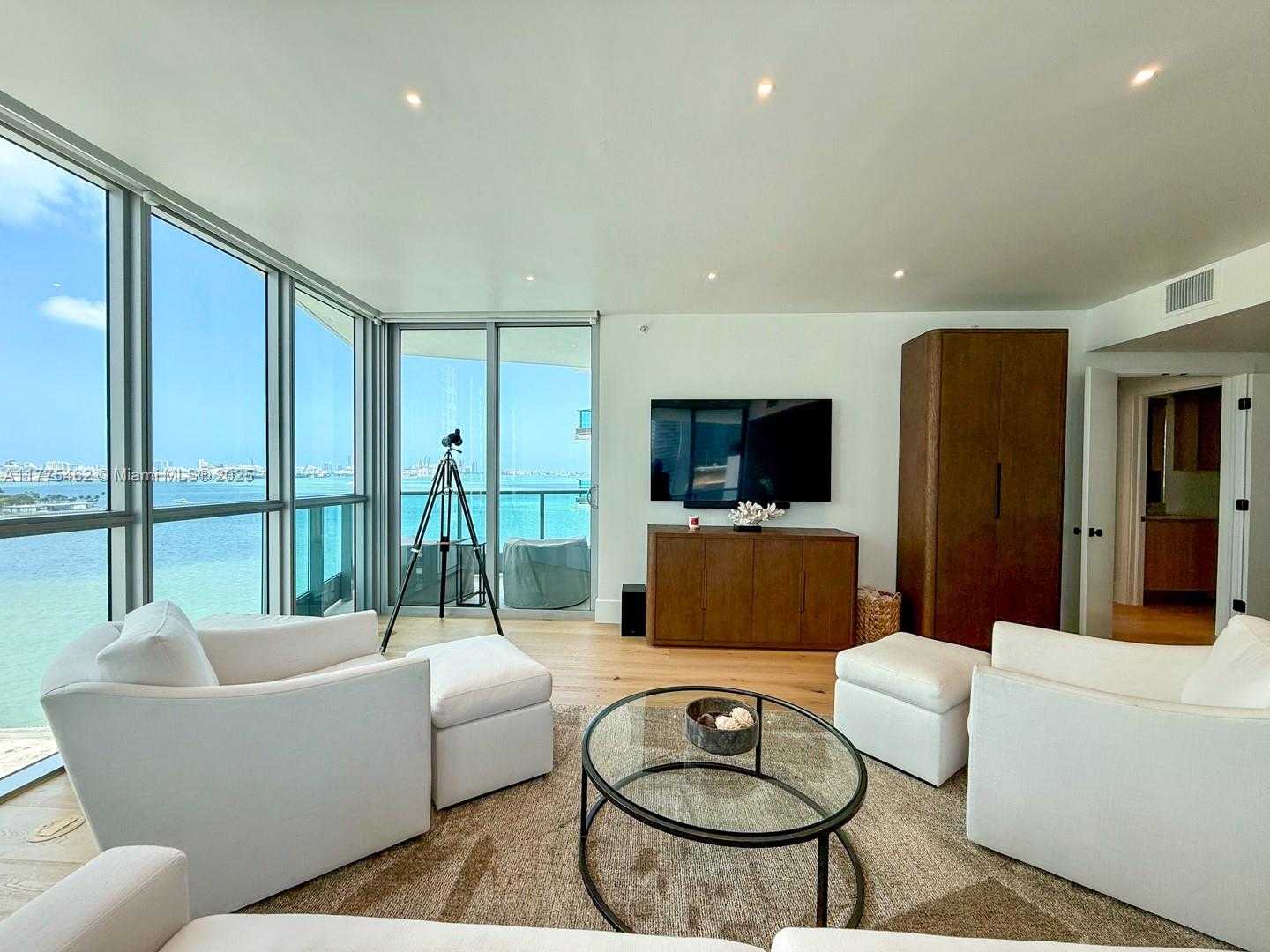Small Image of 1331 BRICKELL BAY DR #1102, Miami Number 3