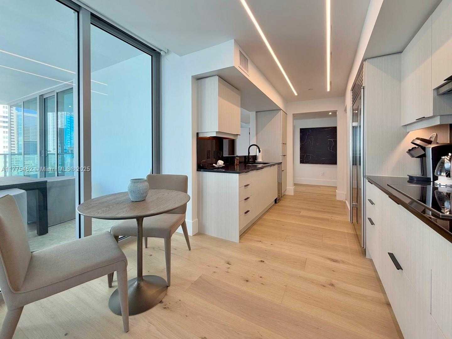Small Image of 1331 BRICKELL BAY DR #1102, Miami Number 8