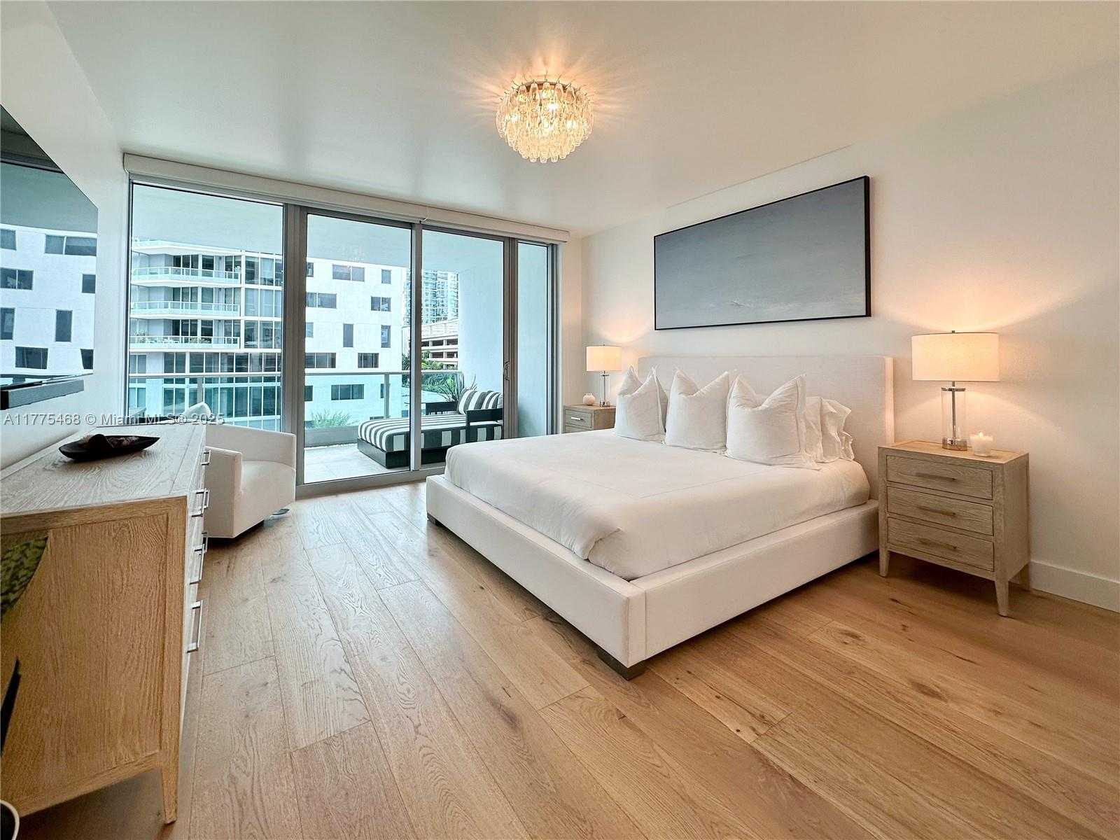 Small Image of 1331 BRICKELL BAY DR #506, Miami Number 12
