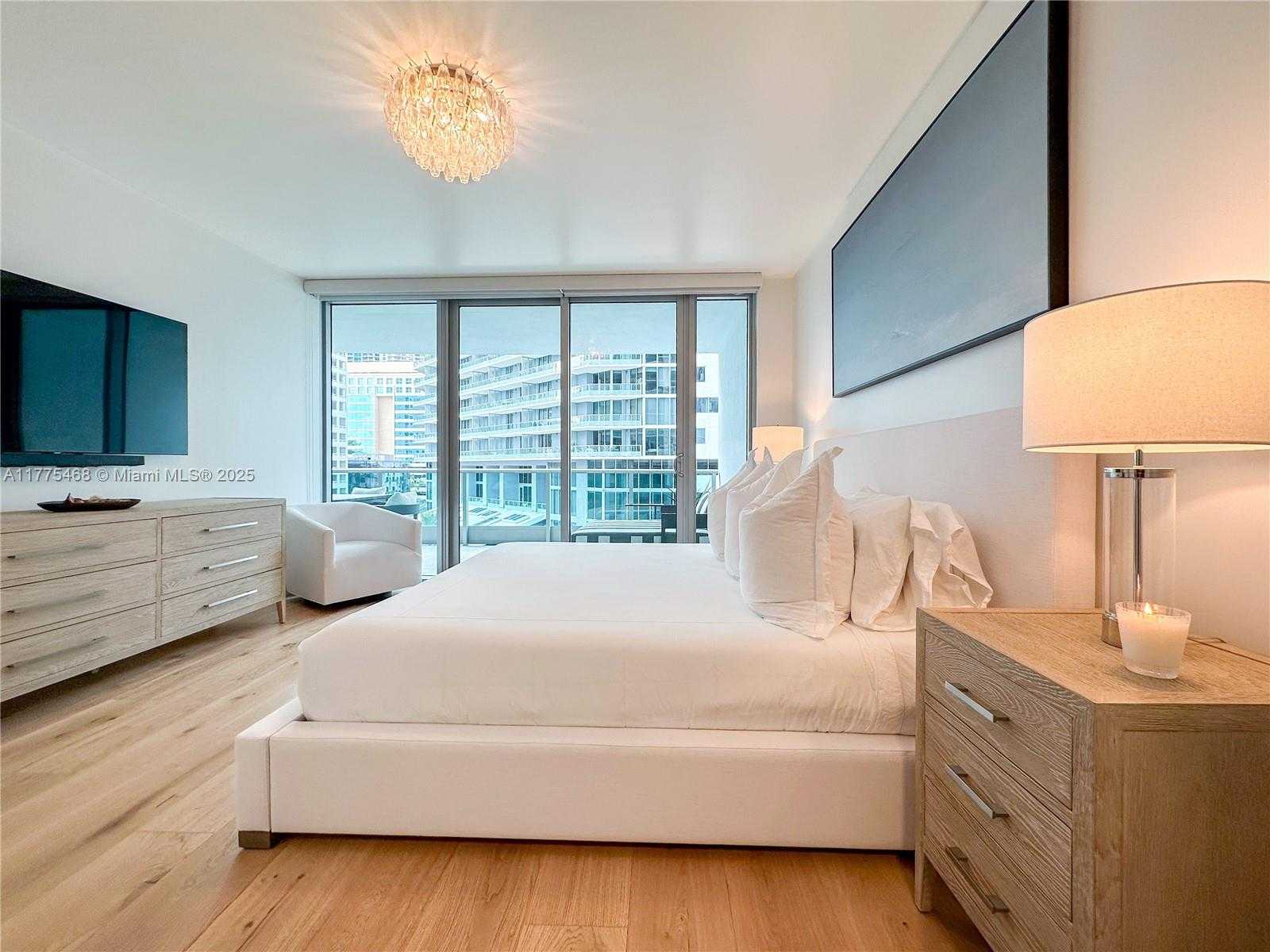 Small Image of 1331 BRICKELL BAY DR #506, Miami Number 13
