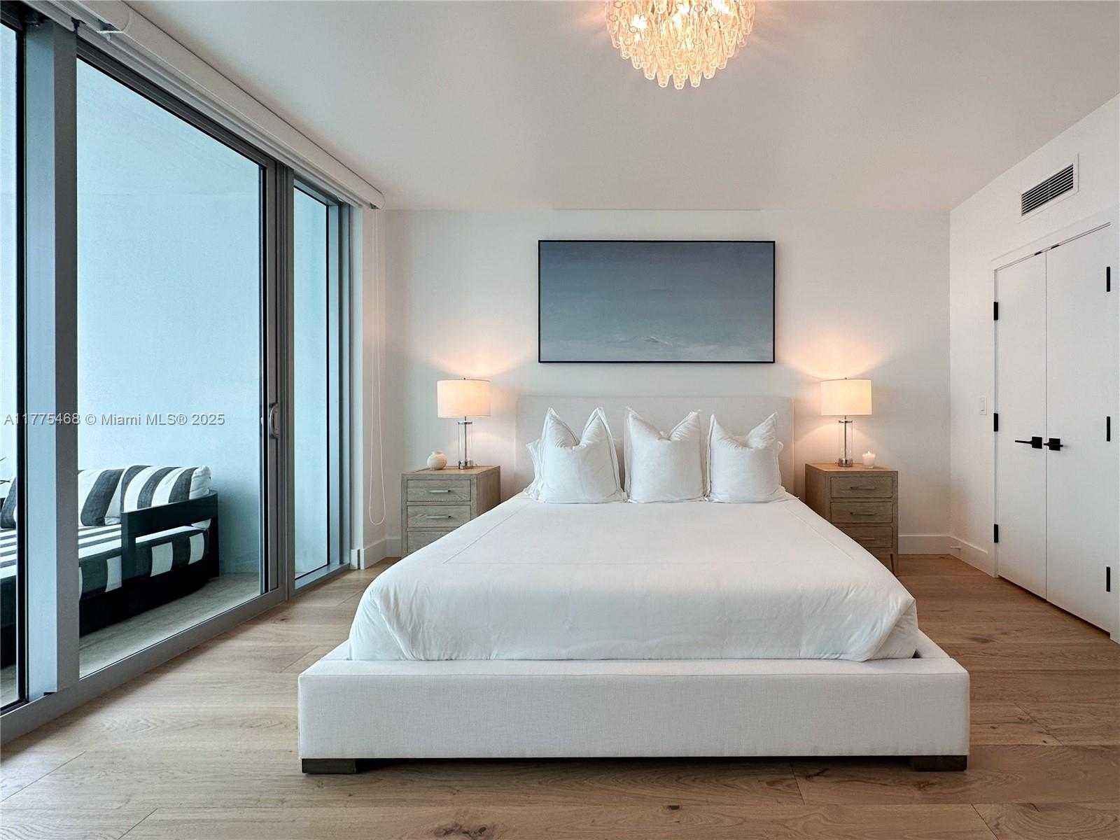 Small Image of 1331 BRICKELL BAY DR #506, Miami Number 15