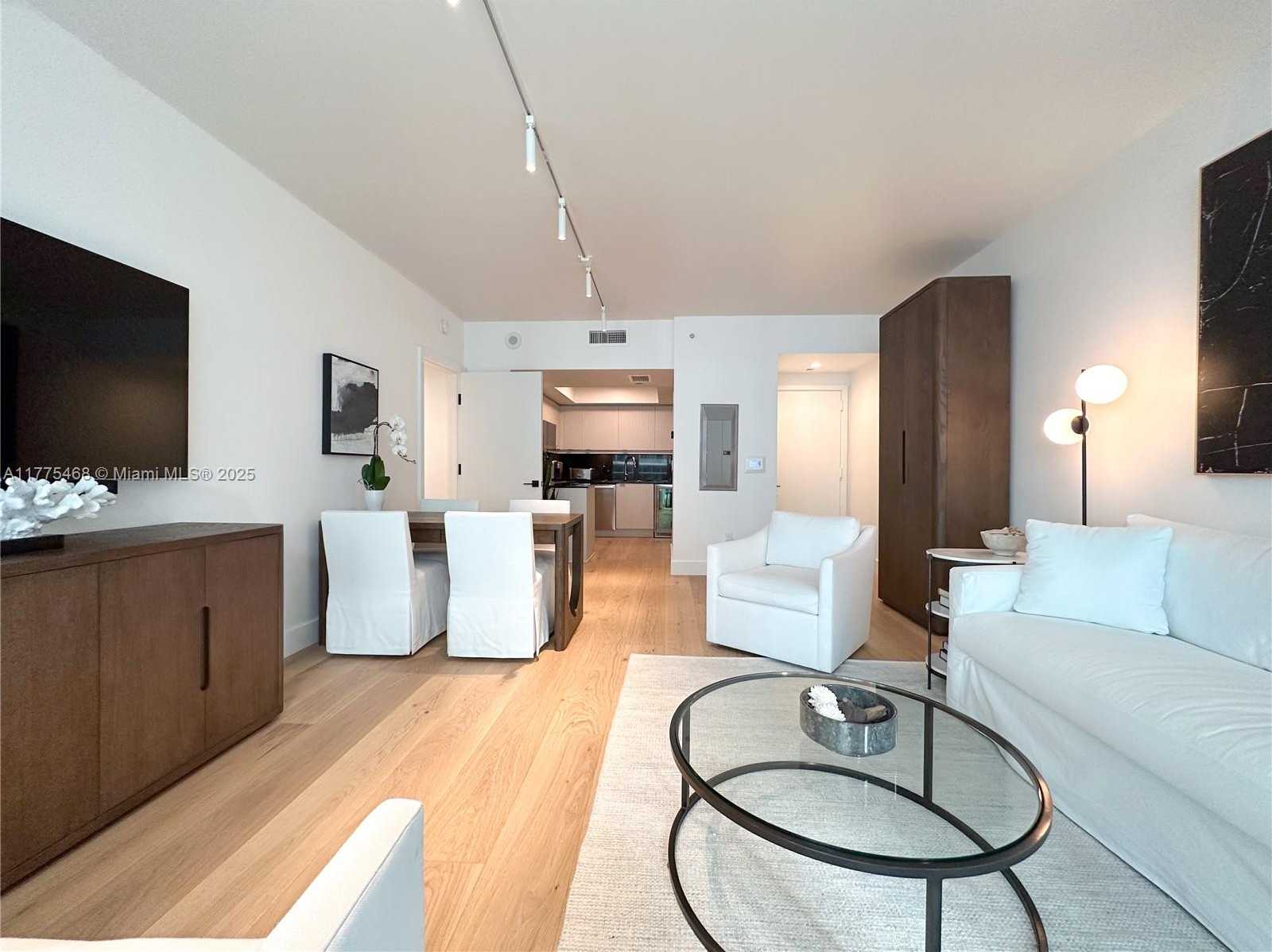 Small Image of 1331 BRICKELL BAY DR #506, Miami Number 7
