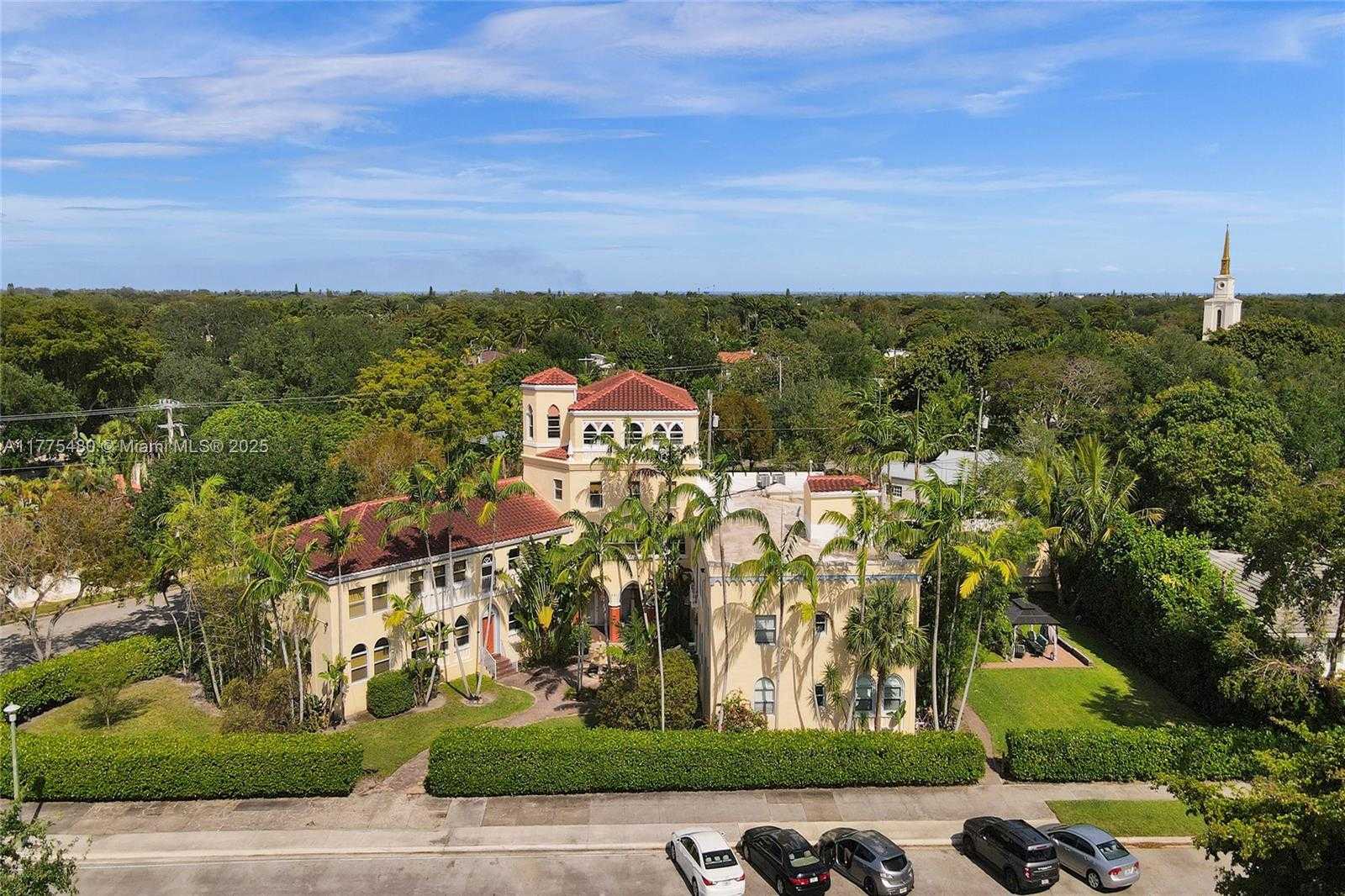 Small Image of 421 GRAND CONCOURSE #1, Miami Shores Number 21