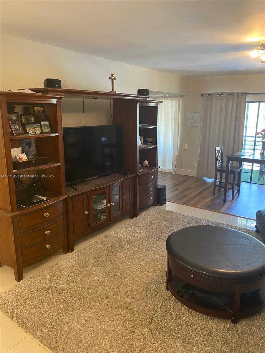 Small Image of 6342 WEST LONGBOAT LN W #C201, Boca Raton Number 7