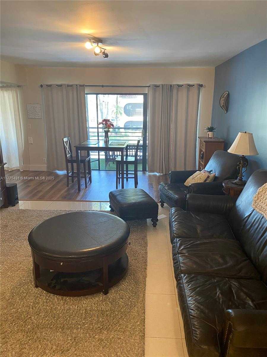 Small Image of 6342 WEST LONGBOAT LN W #C201, Boca Raton Number 8