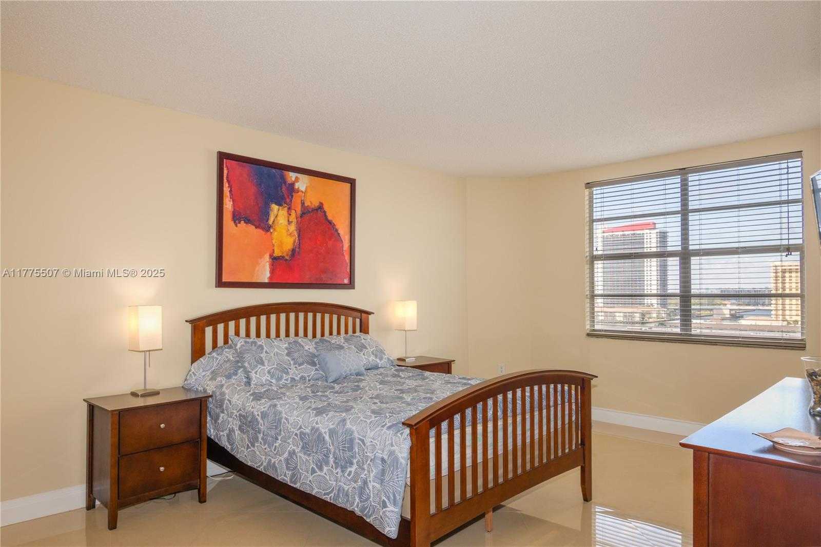 Small Image of 1965 SOUTH OCEAN DR #9F, Hallandale Beach Number 12