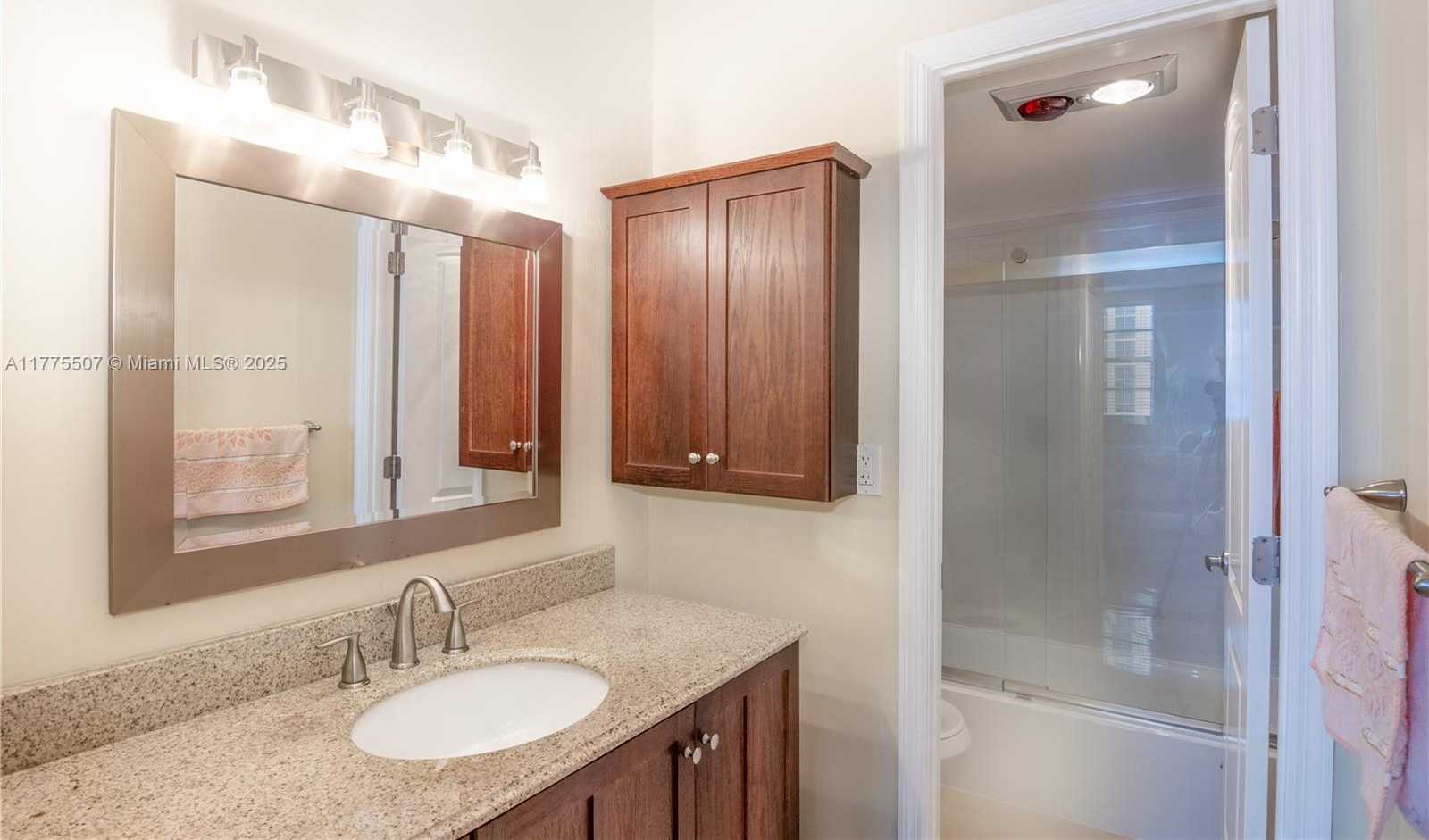 Small Image of 1965 SOUTH OCEAN DR #9F, Hallandale Beach Number 14