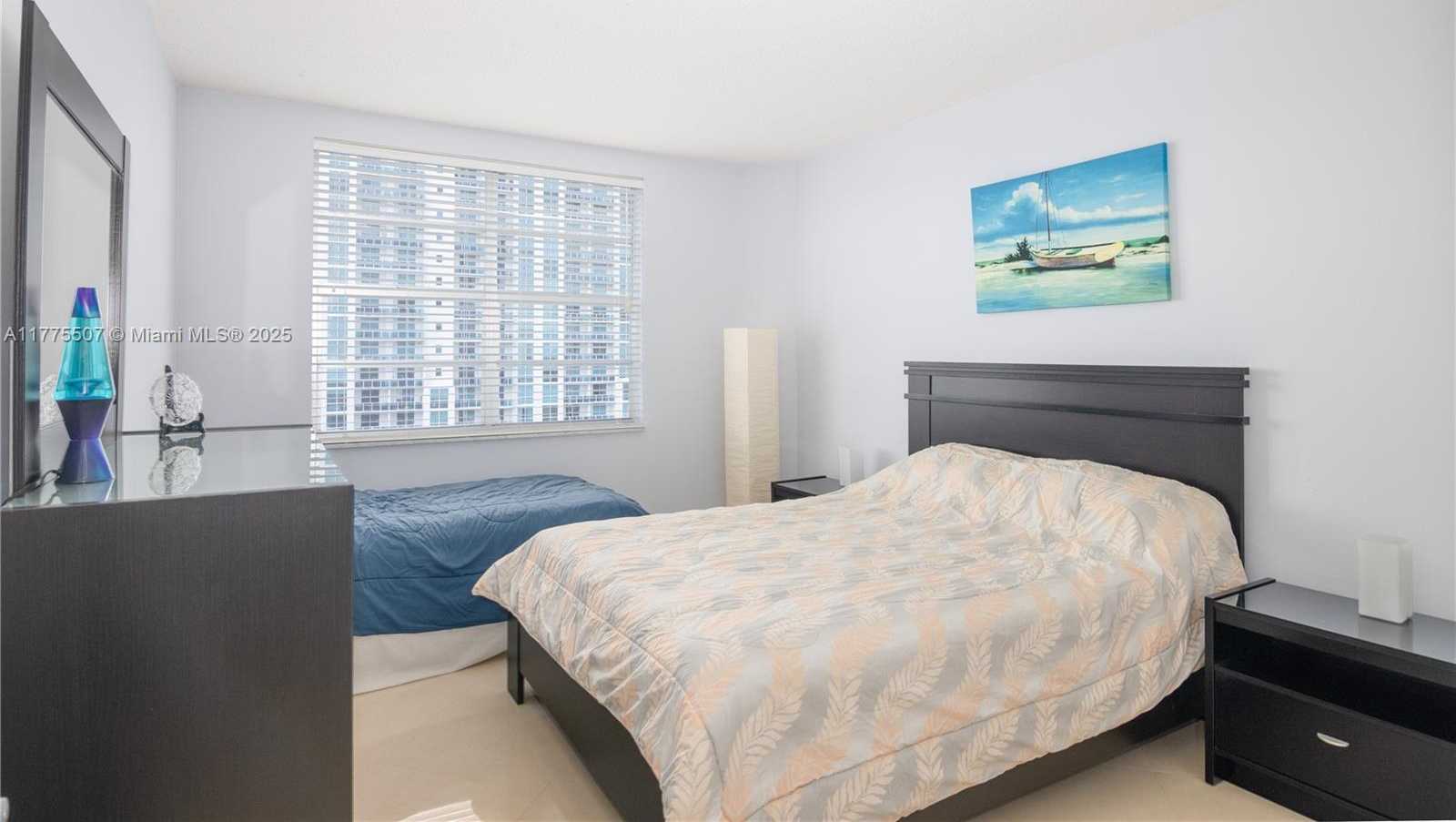 Small Image of 1965 SOUTH OCEAN DR #9F, Hallandale Beach Number 16