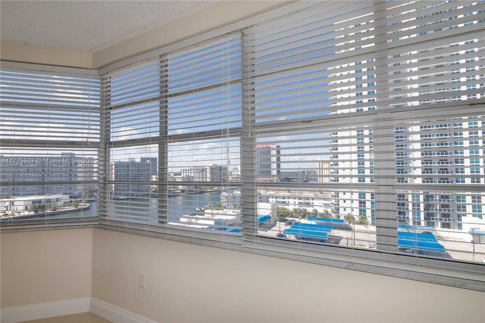 Small Image of 1965 SOUTH OCEAN DR #9F, Hallandale Beach Number 25