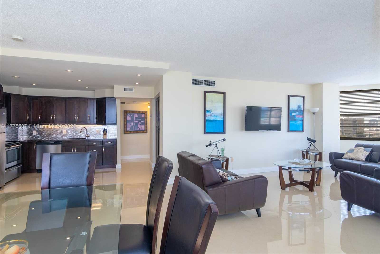 Small Image of 1965 SOUTH OCEAN DR #9F, Hallandale Beach Number 4