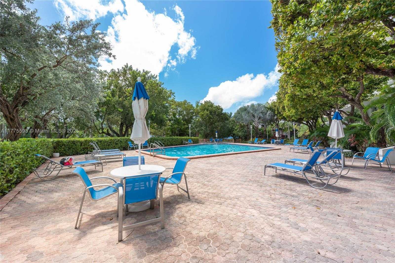 Small Image of 155 OCEAN LANE DR #404, Key Biscayne Number 24