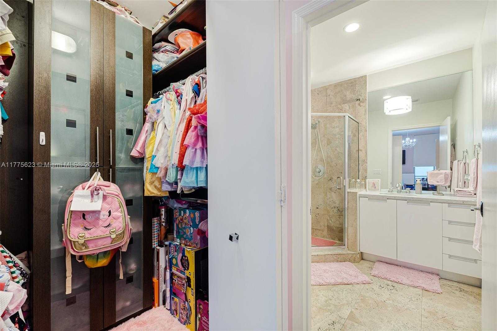 Small Image of 7901 HISPANOLA AVE #804, North Bay Village Number 26