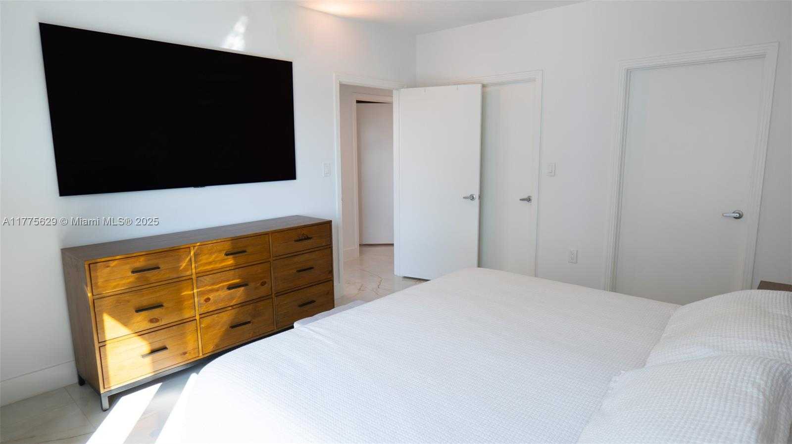 Small Image of 9066 SOUTH WEST 73RD CT #1509, Miami Number 15