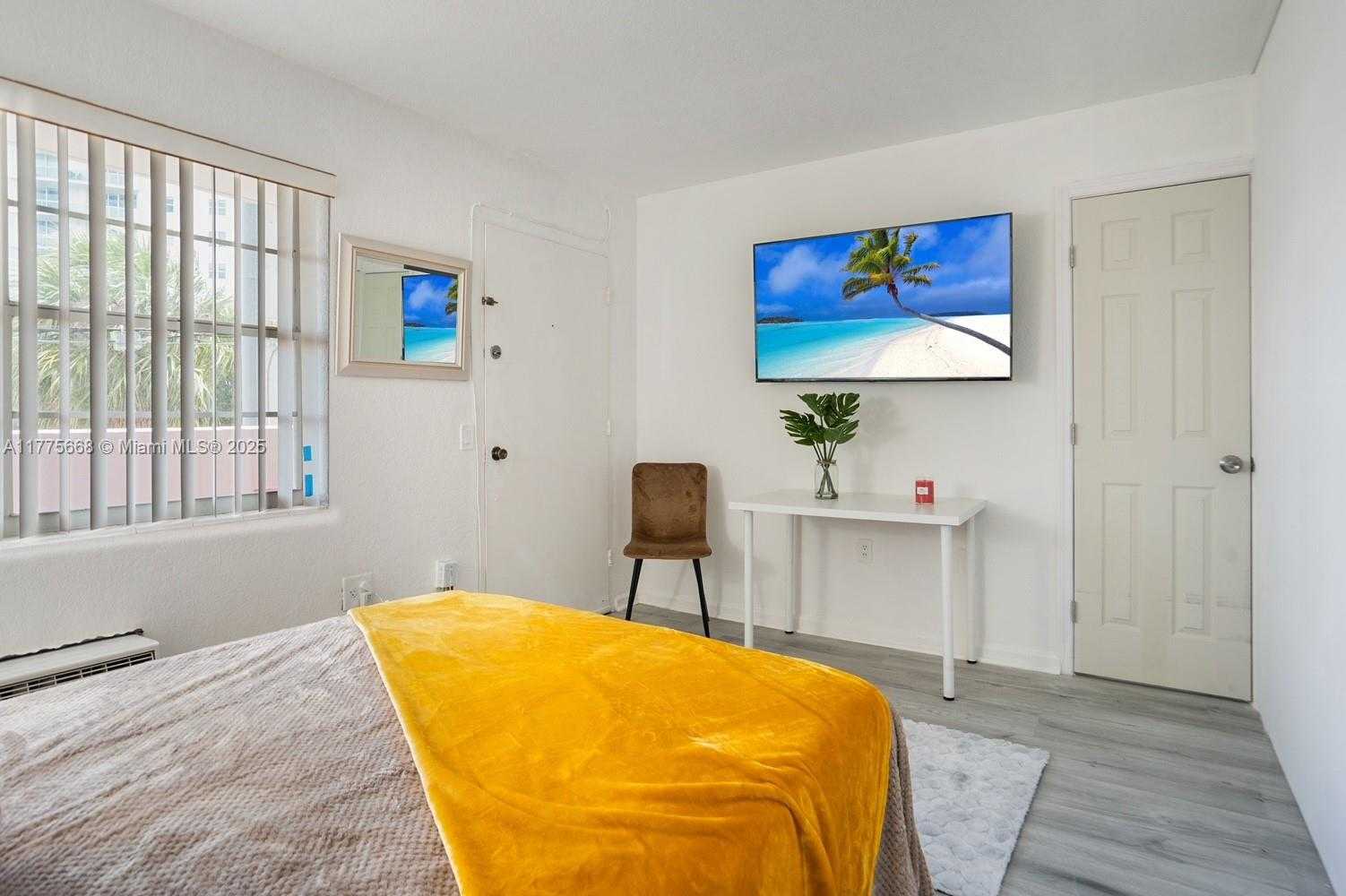 Small Image of 7904 WEST WEST DR #108, North Bay Village Number 11