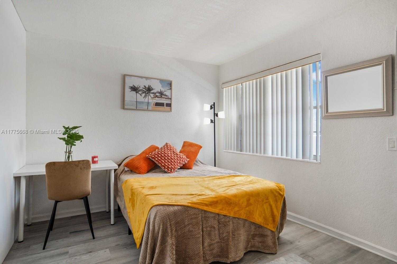 Small Image of 7904 WEST WEST DR #108, North Bay Village Number 12