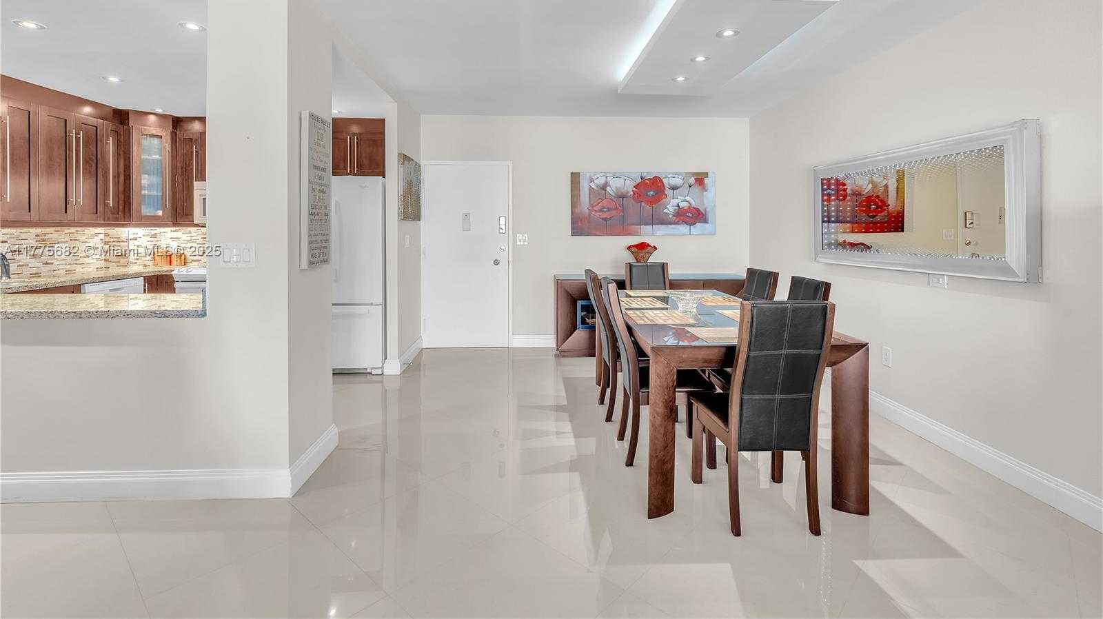 Small Image of 1950 SOUTH OCEAN DR #14H, Hallandale Beach Number 9